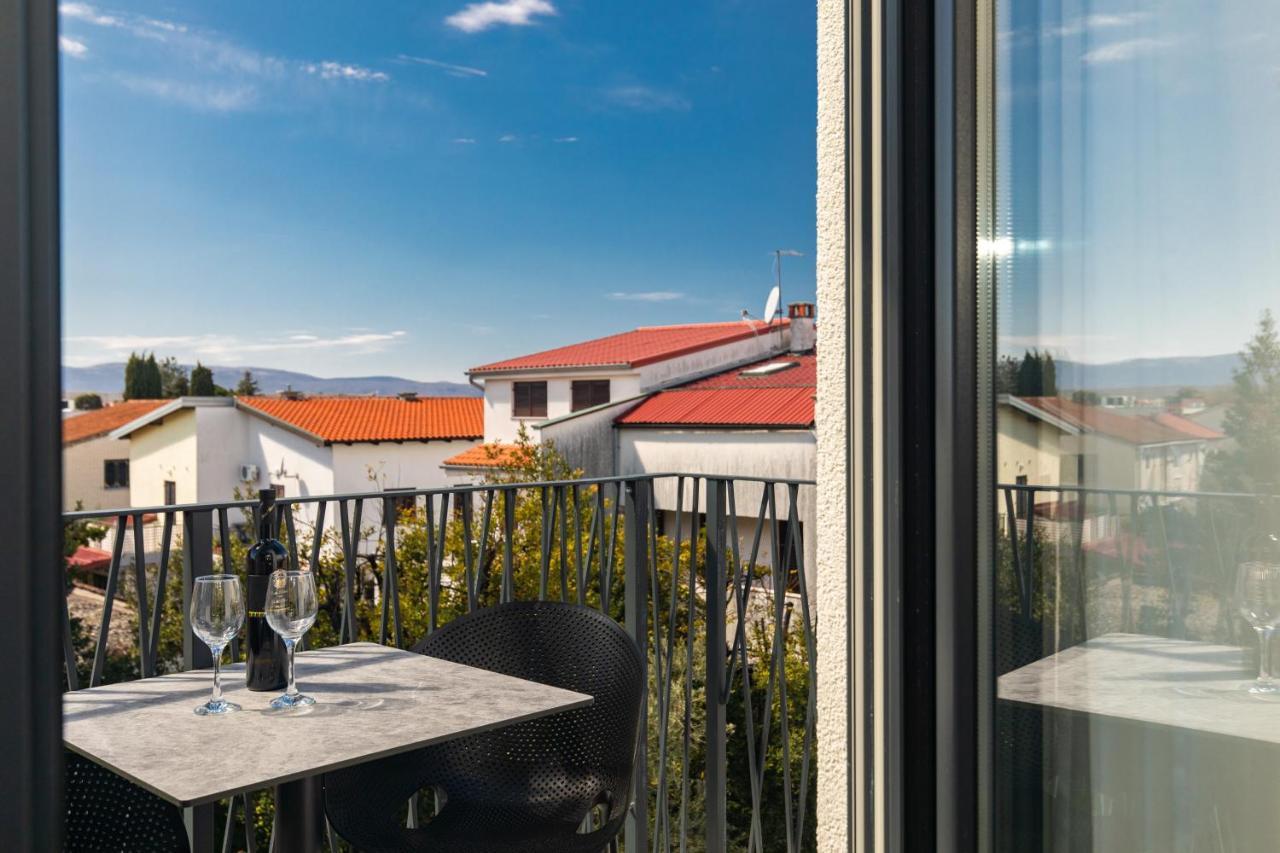 Sunset Suite Malinska Buitenkant foto