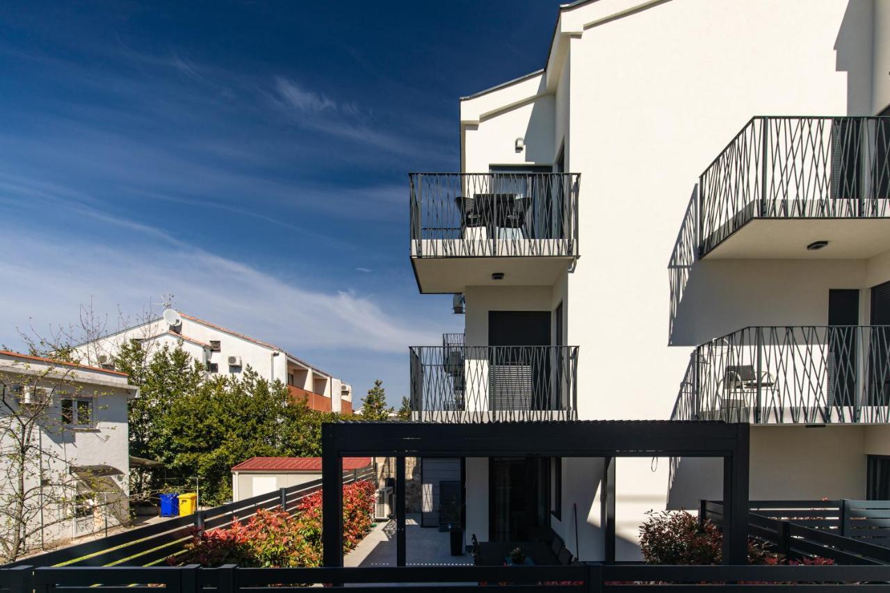 Sunset Suite Malinska Buitenkant foto
