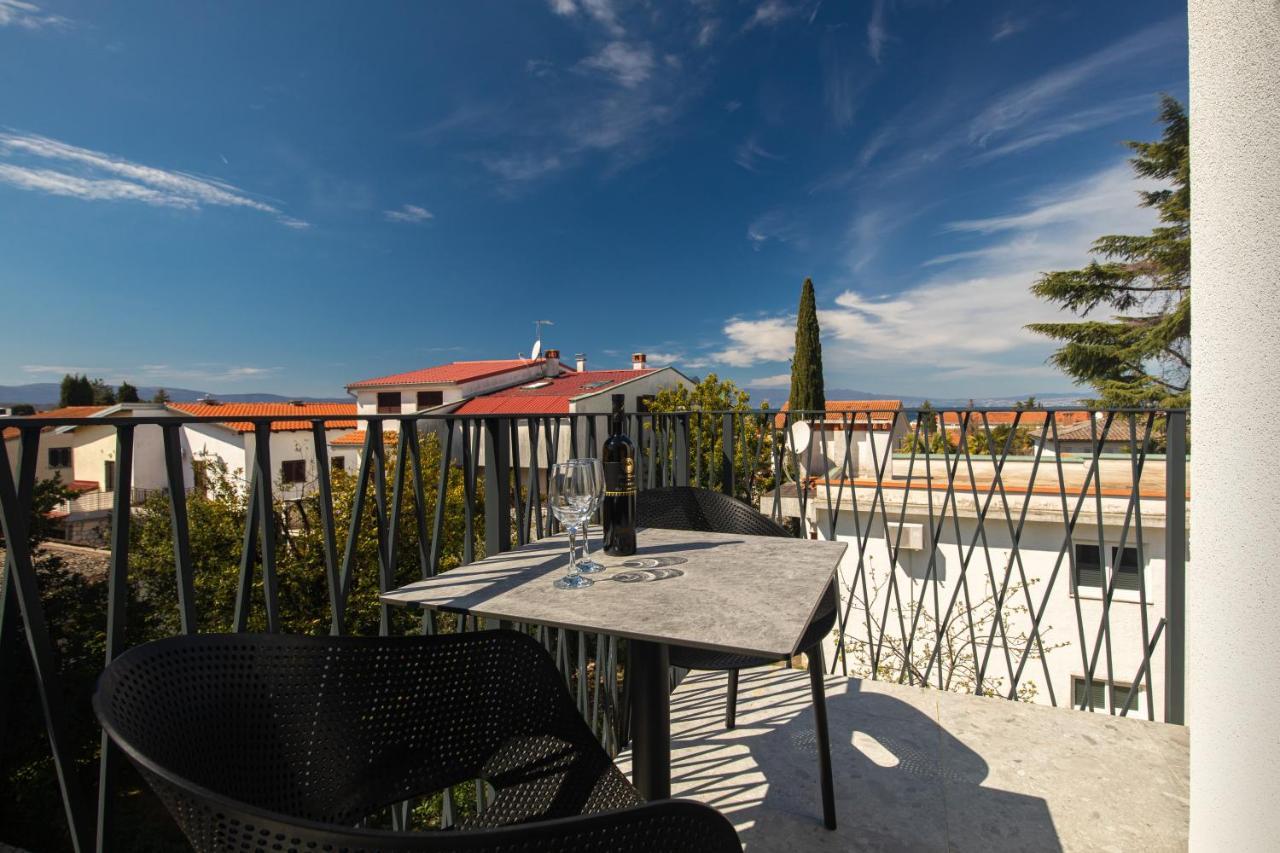 Sunset Suite Malinska Buitenkant foto